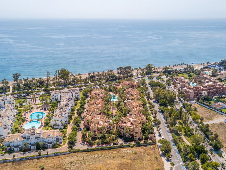 Renovated duplex penthouse next to the beach and amenities in San Pedro Alcántara 23
