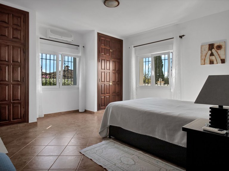 Detached Villa in San Pedro de Alcántara 27