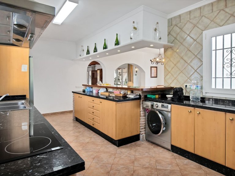 Detached Villa in San Pedro de Alcántara 13