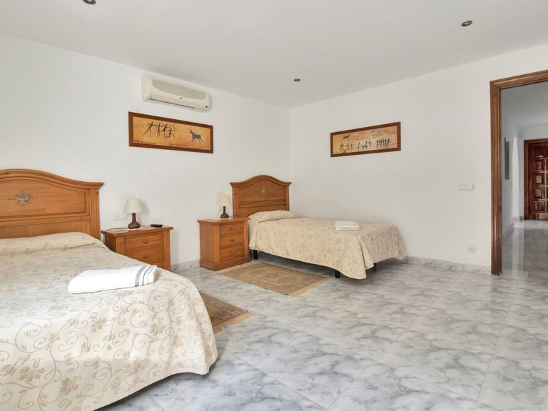 Detached Villa in San Pedro de Alcántara 32