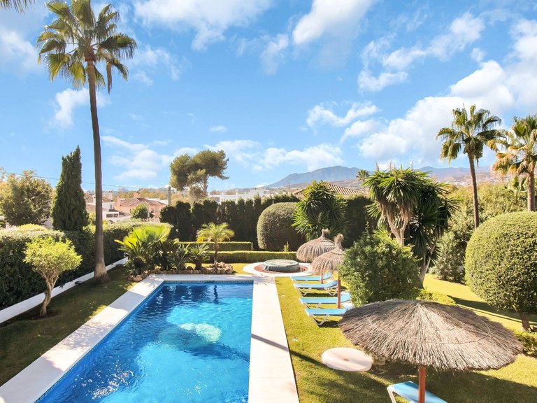 Detached Villa in San Pedro de Alcántara 5