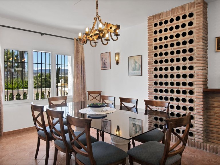 Detached Villa in San Pedro de Alcántara 11