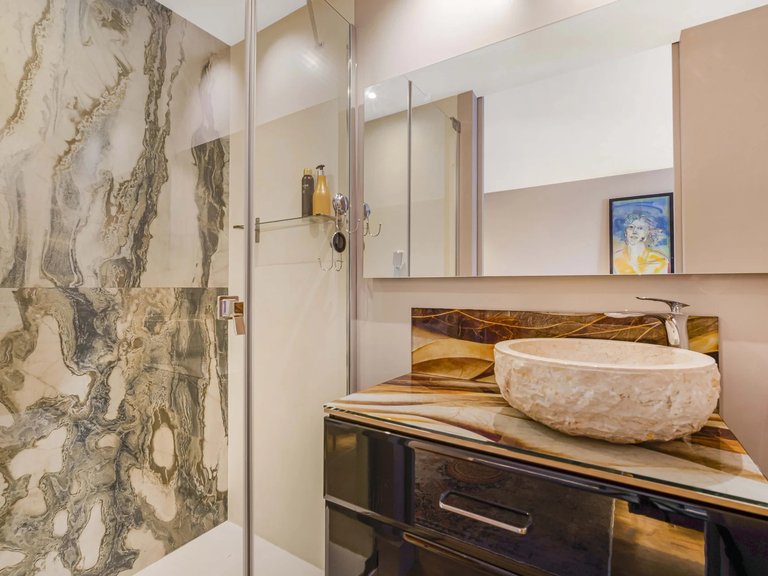 Apartment for Sale in Marbella, Malaga 25