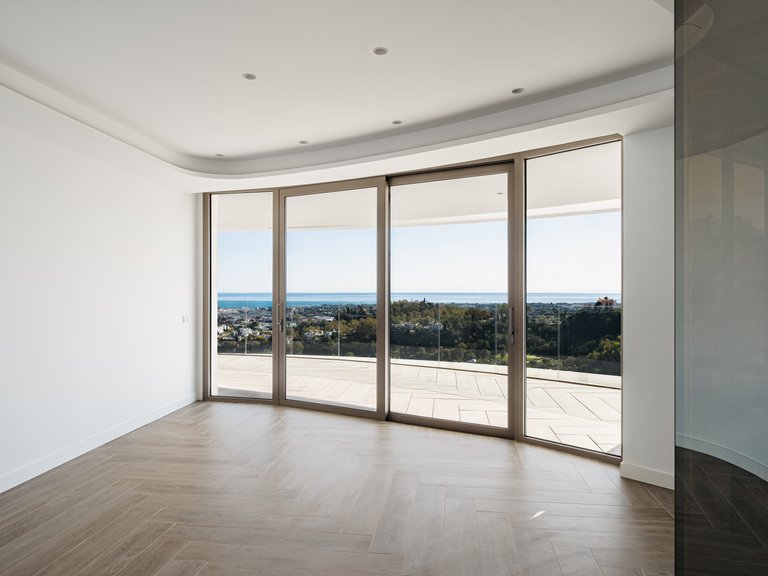 Apartment for Sale in Benahavis, Malaga 8