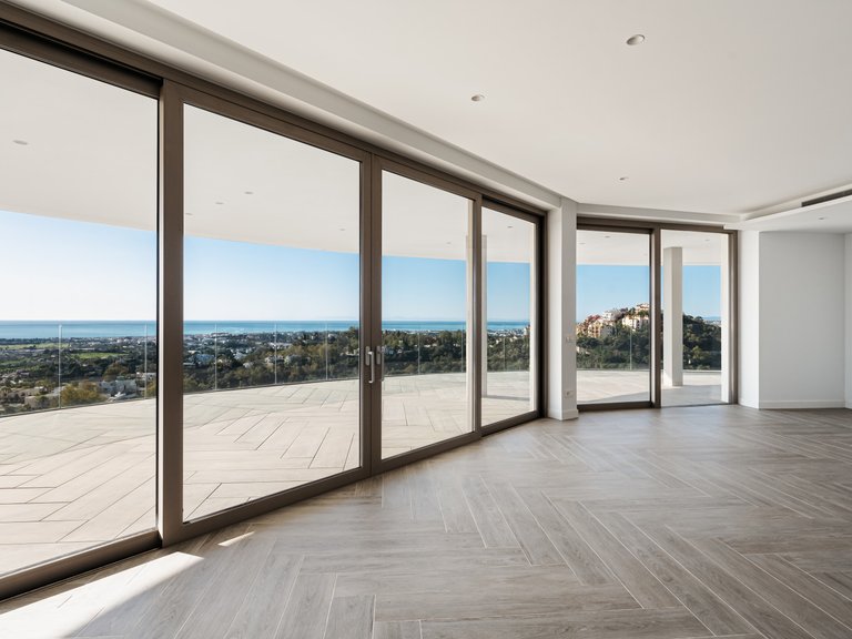 Apartment for Sale in Benahavis, Malaga 9