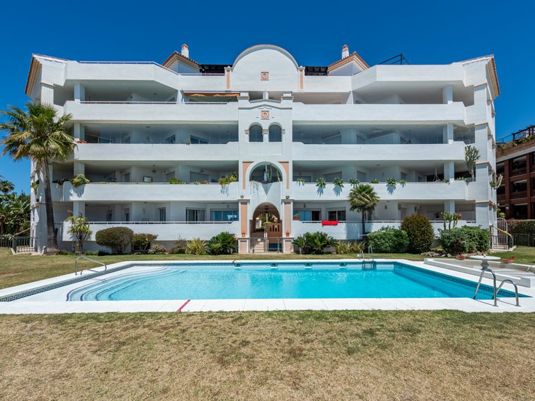 Apartment for Sale in Marbella, Malaga 17