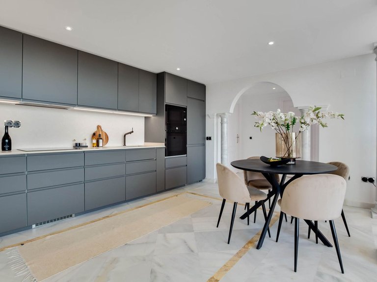 Town House for Sale in Marbella, Malaga 12