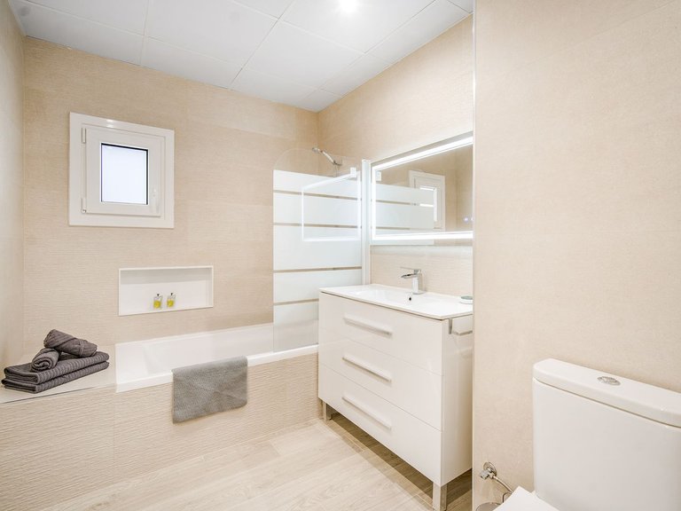 Apartment for Sale in Marbella, Malaga 12