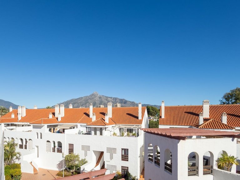 Apartment for Sale in Marbella, Malaga 8