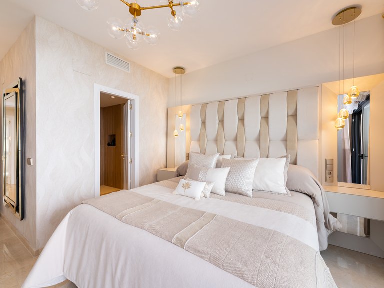 Penthouse for Sale in Marbella, Malaga 18