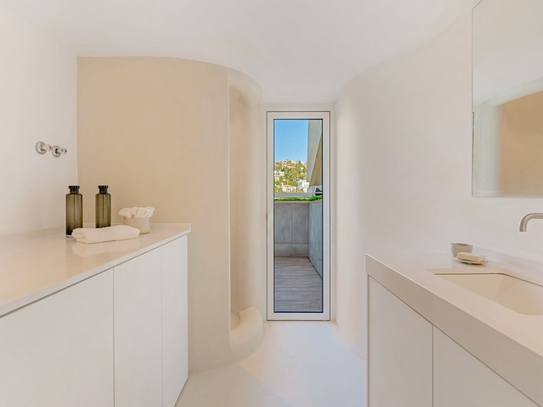 Apartment for Sale in Marbella, Malaga 19