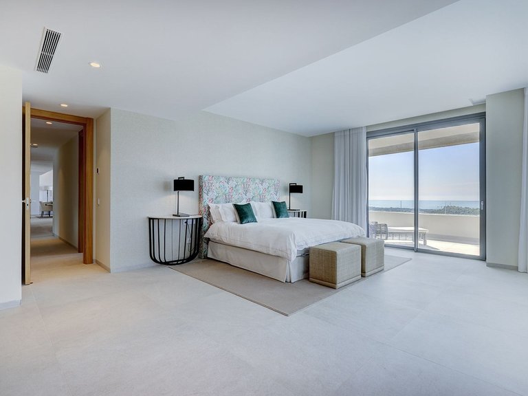 Apartment for Sale in Benahavis, Malaga 21