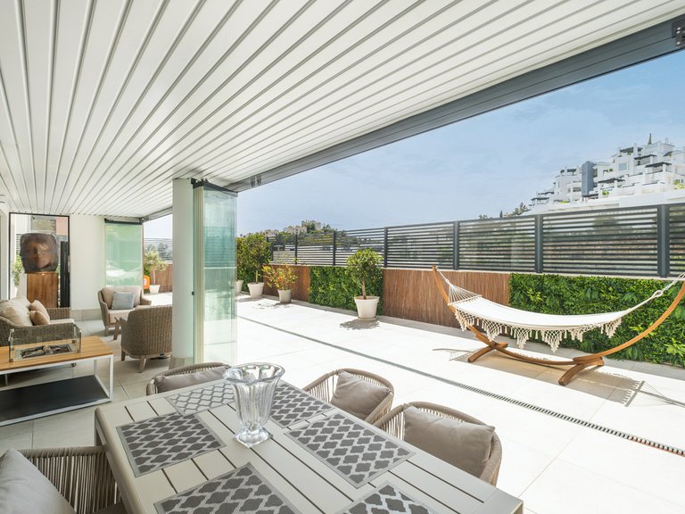 Apartment for Sale in Benahavis, Malaga 1