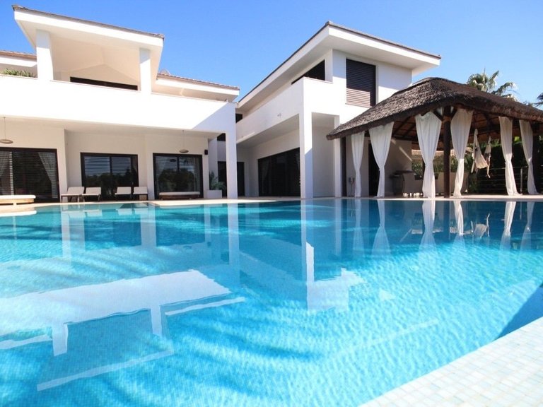 Chalet Independiente en Guadalmina Baja 1