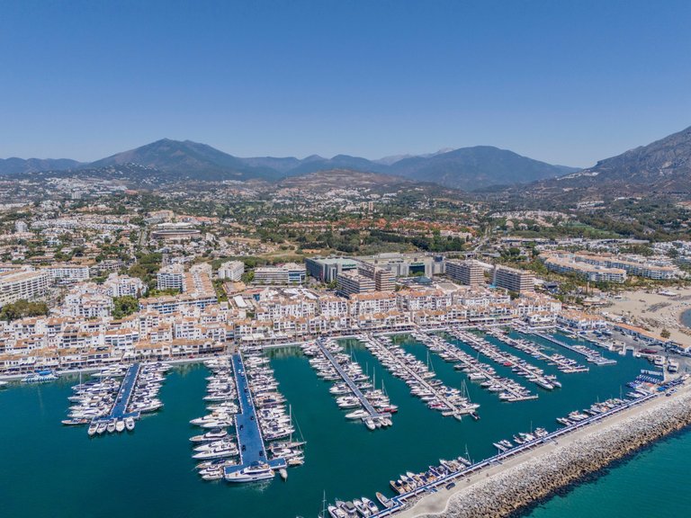 Town House for Sale in Marbella - Puerto Banus Malaga 1