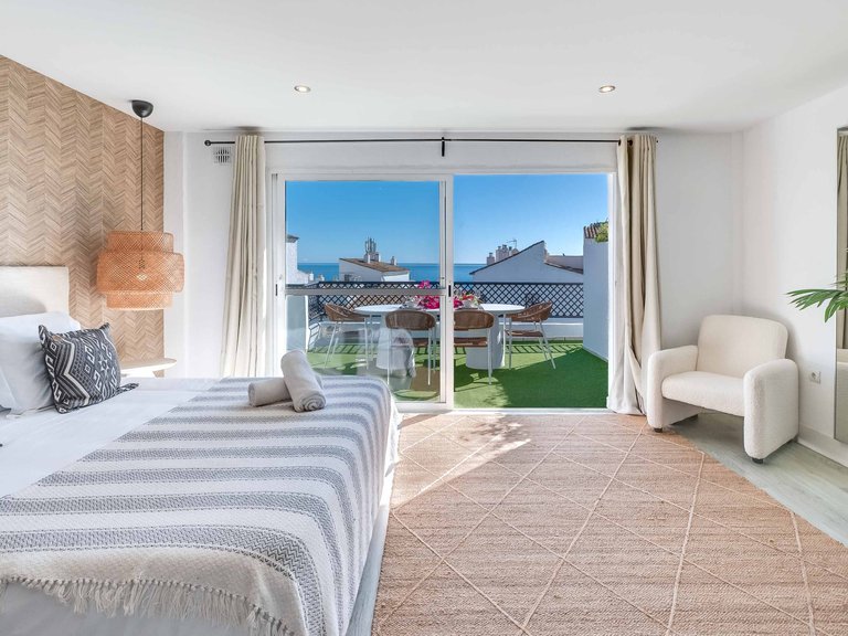 Apartment for Sale in Marbella - Puerto Banus Malaga 1