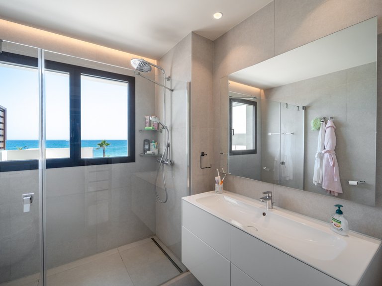 Town House for Sale in Estepona Malaga 16