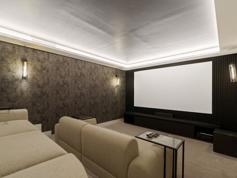 Villa for Sale in Nueva Andalucia Malaga 33