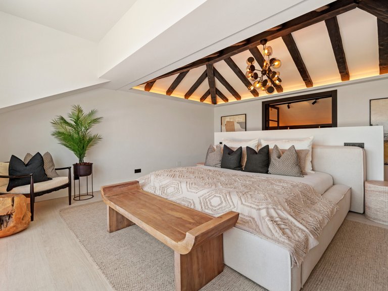 Villa for Sale in Nueva Andalucia Malaga 16