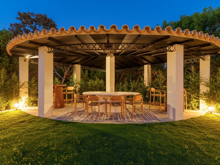 Villa for Sale in Nueva Andalucia Malaga 35