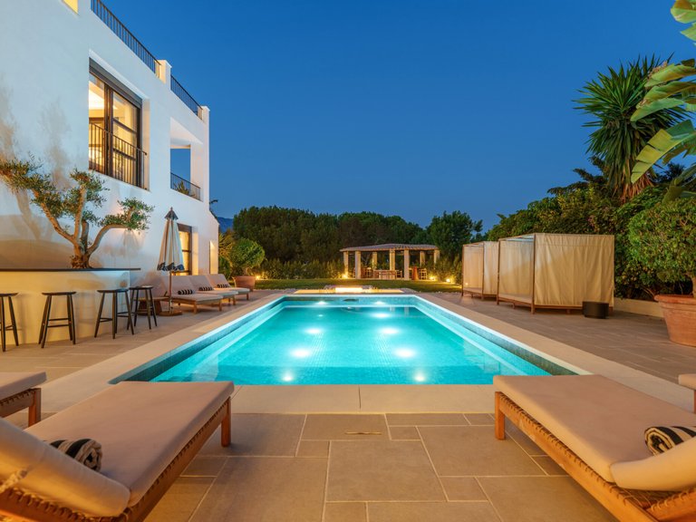 Villa for Sale in Nueva Andalucia Malaga 34