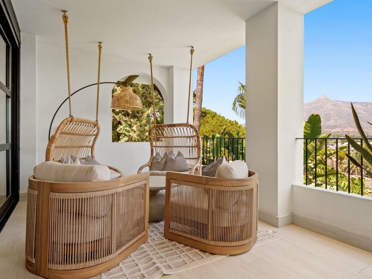 Villa for Sale in Nueva Andalucia Malaga 22