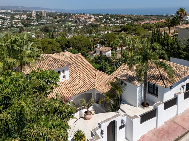 Villa for Sale in Nueva Andalucia Malaga 8