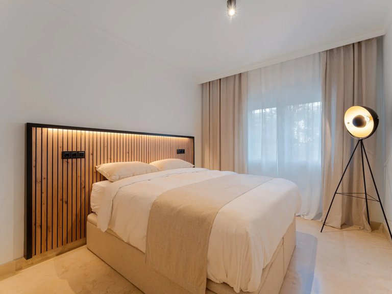 Apartment for Sale in Marbella Golden Mile Malaga 16