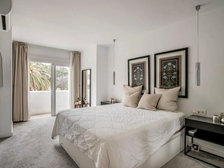Town House for Sale in Nueva Andalucia Malaga 4