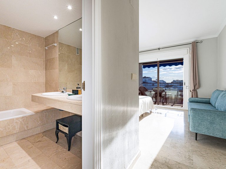 Town House for Rent in Marbella - Puerto Banus Malaga 40
