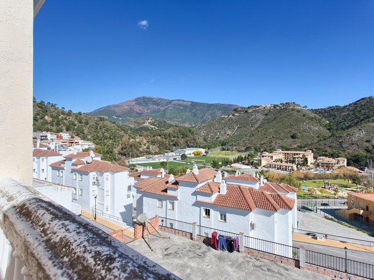 Town House for Sale in Benahavis Malaga 16