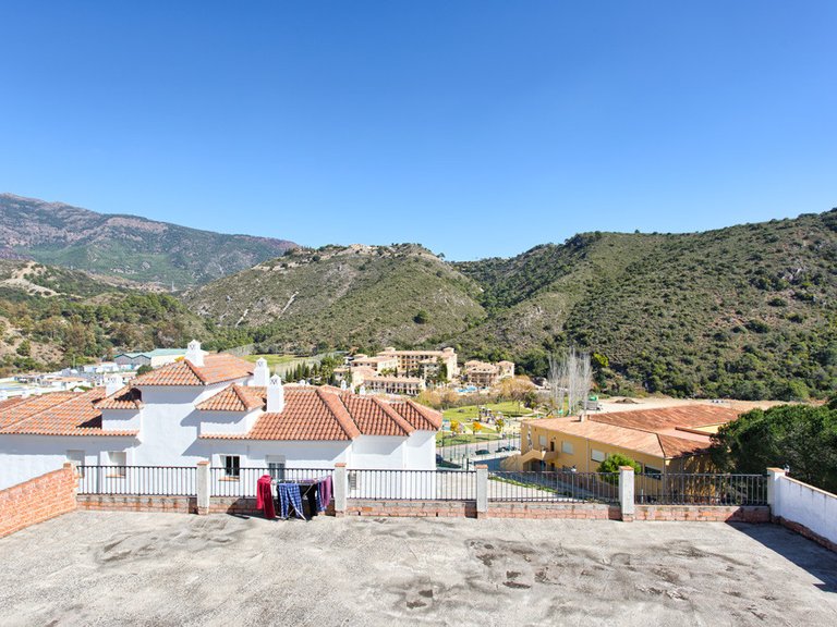 Town House for Sale in Benahavis Malaga 17