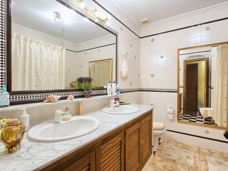 Town House for Sale in Benahavis Malaga 21