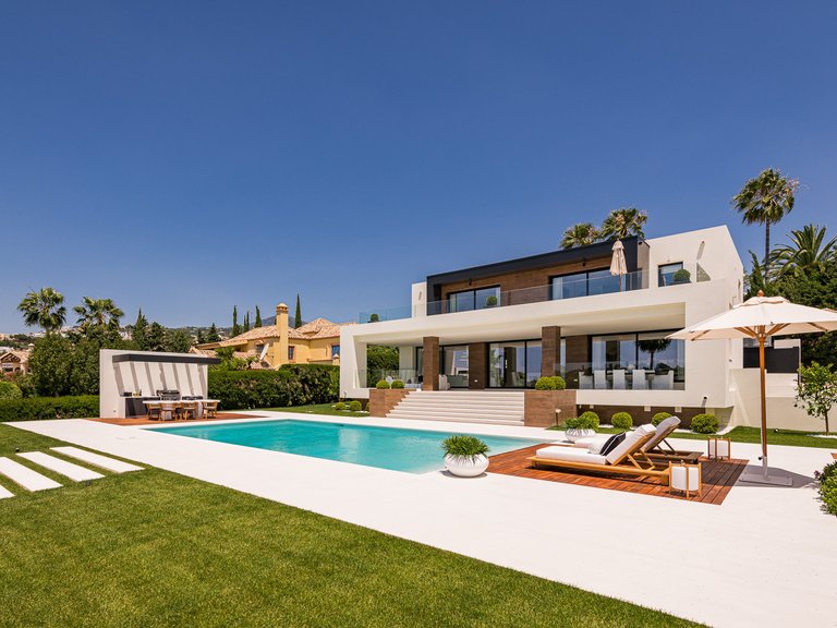 Villa for Sale in Nueva Andalucia Malaga 9