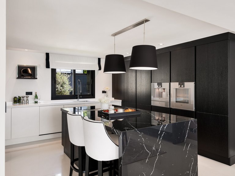 Villa for Sale in Nueva Andalucia Malaga 31