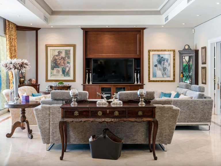 Villa for Sale in Nueva Andalucia Malaga 11