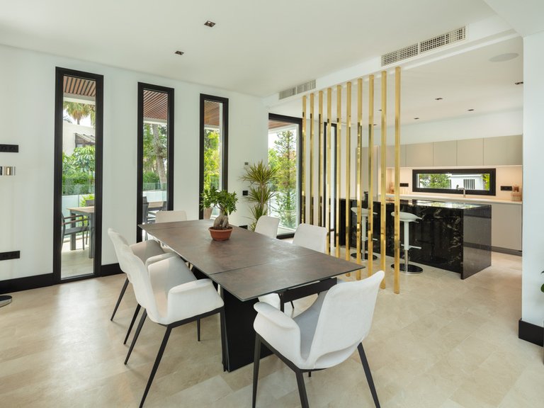 Villa for Sale in Marbella Golden Mile Malaga 4