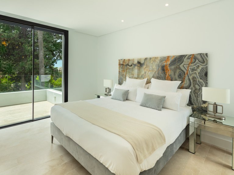 Villa for Sale in Marbella Golden Mile Malaga 15