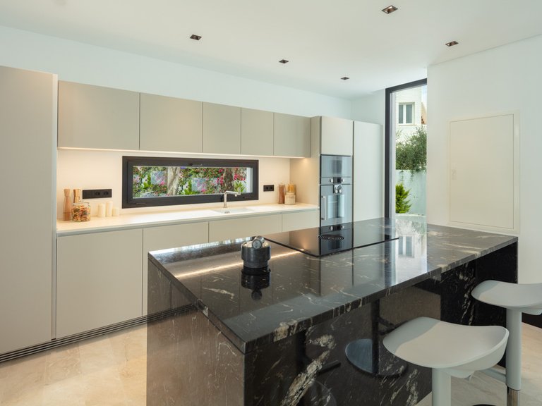 Villa for Sale in Marbella Golden Mile Malaga 24