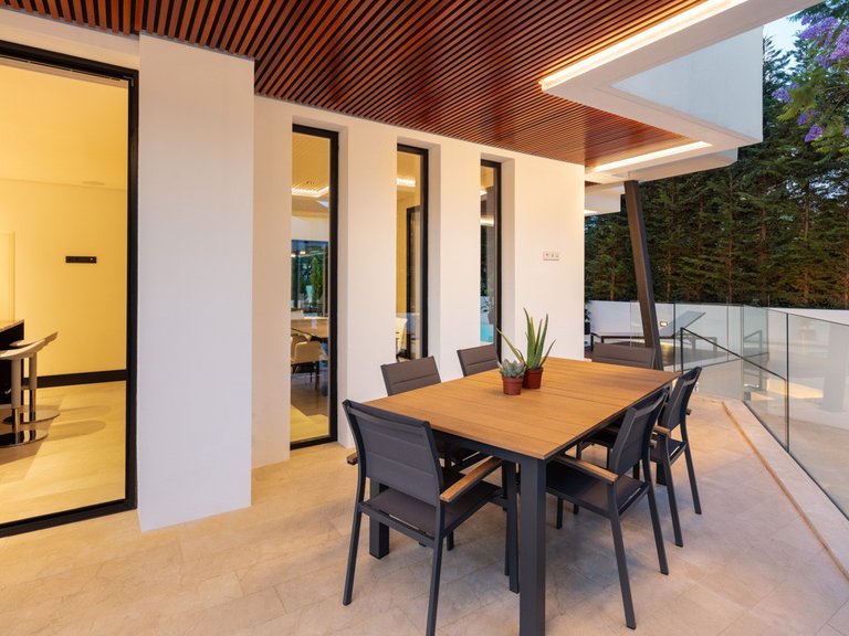 Villa for Sale in Marbella Golden Mile Malaga 27