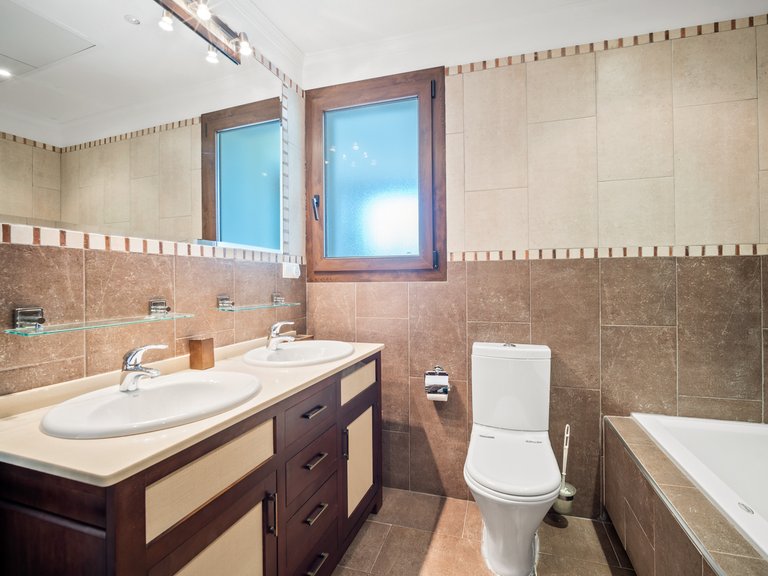 Villa for Sale in Benahavis Malaga 10