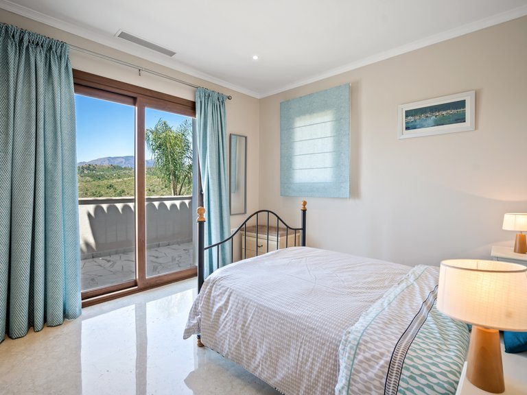 Villa for Sale in Benahavis Malaga 25