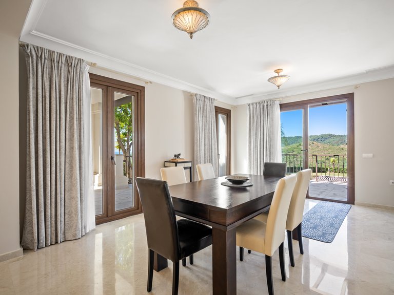 Villa for Sale in Benahavis Malaga 8