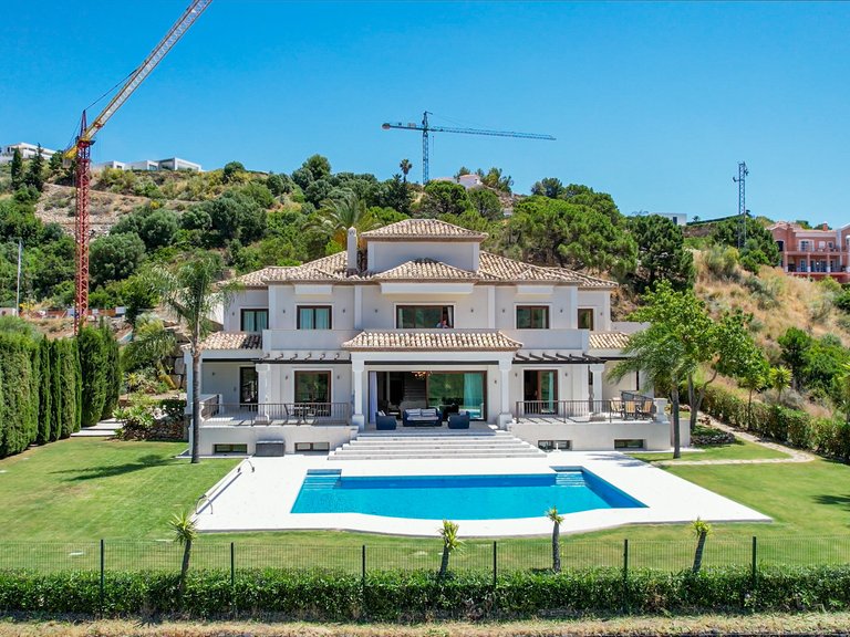 Villa for Sale in Benahavis Malaga 4