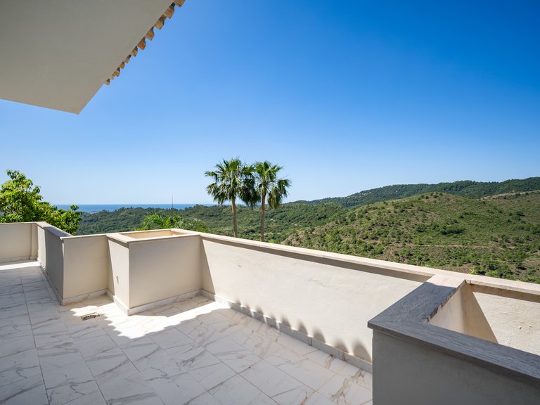 Villa for Sale in Benahavis Malaga 20