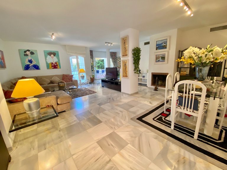 Apartment for Sale in Marbella Golden Mile Malaga 15