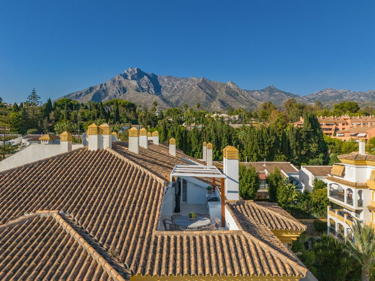 Town House for Sale in Marbella Golden Mile Malaga 2