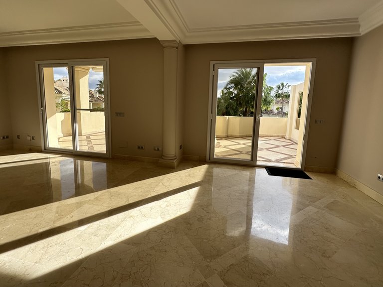 Town House for Sale in Nueva Andalucia Malaga 5