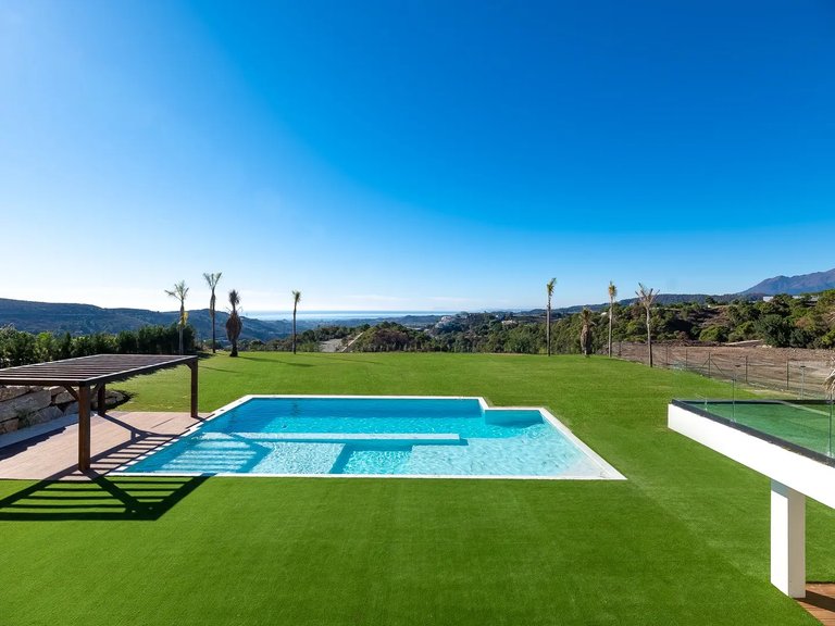 Villa for Sale in Benahavis Malaga 14