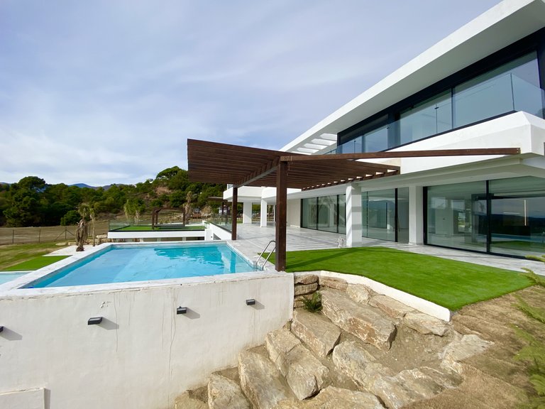 Villa for Sale in Benahavis Malaga 12